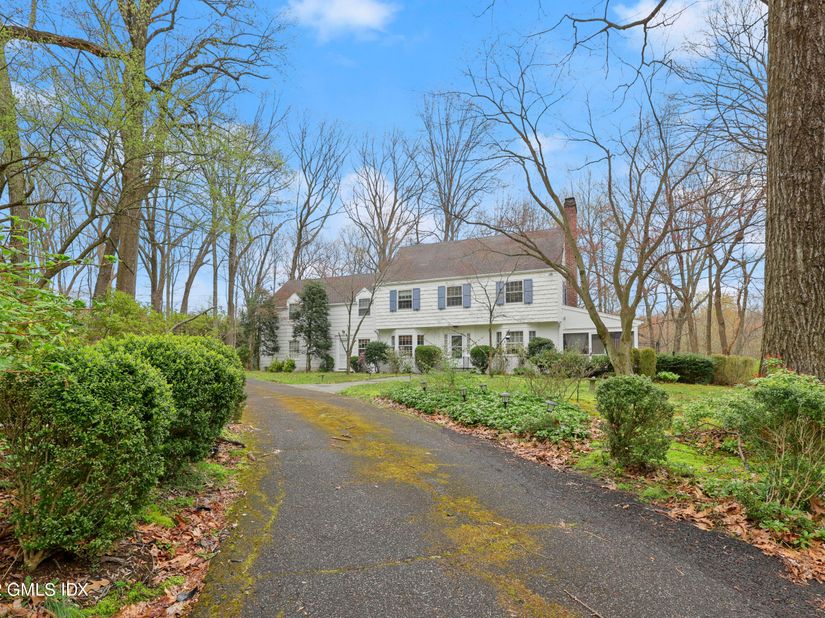 17 Highland Farm Road, Greenwich, CT 06831 For Sale