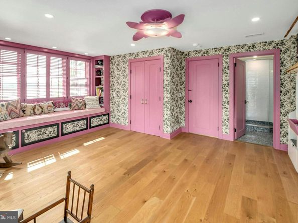 7043 Phillips Mill Road, New Hope PA 18938