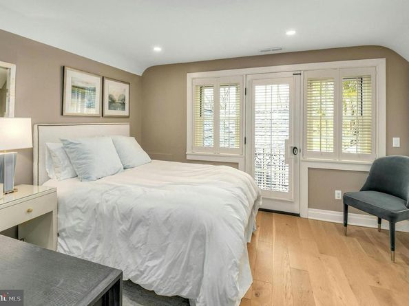 7043 Phillips Mill Road, New Hope PA 18938