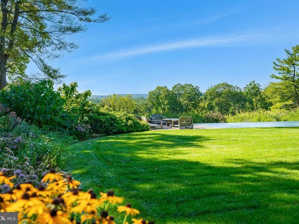 7043 Phillips Mill Road, New Hope PA 18938