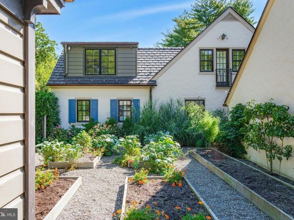 7043 Phillips Mill Road, New Hope PA 18938