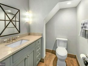 7043 Phillips Mill Road, New Hope PA 18938