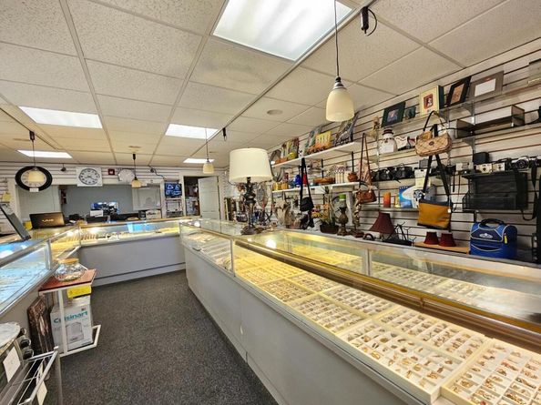 5903 N Broad Street, Philadelphia PA 19141
