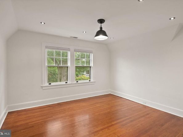 1520 N Highland Street, Arlington VA 22201