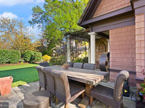 1520 N Highland Street, Arlington VA 22201