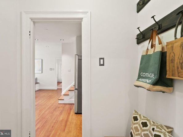 1520 N Highland Street, Arlington VA 22201