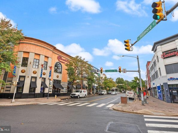 1520 N Highland Street, Arlington VA 22201