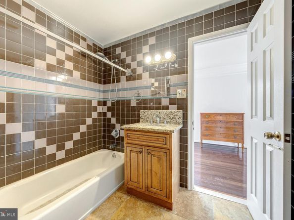 2231 Williams Avenue, Vienna VA 22182
