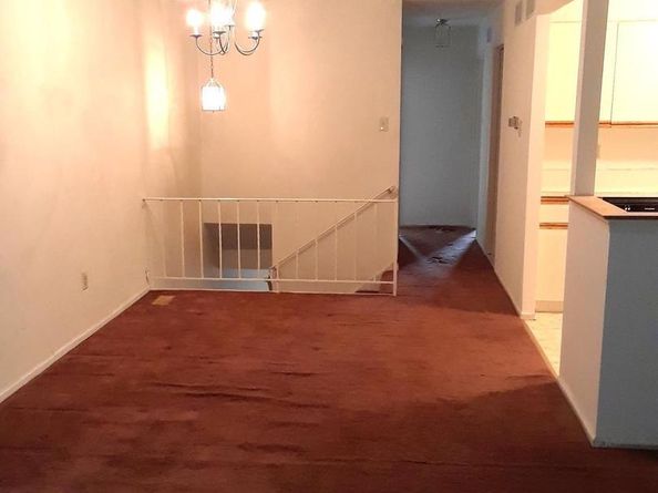 10214 N Canterbury Road, Philadelphia PA 19114