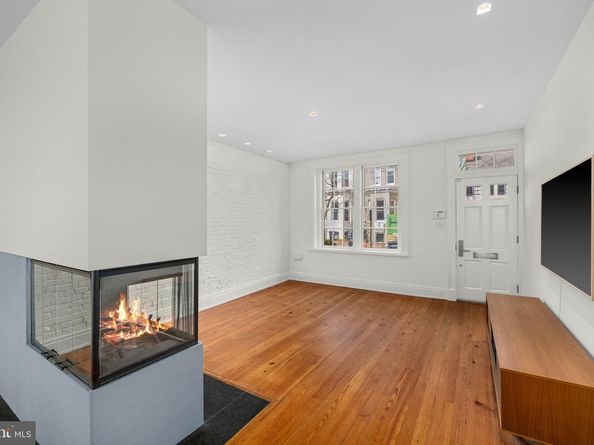 2912 Dumbarton Street NW, Washington DC 20007