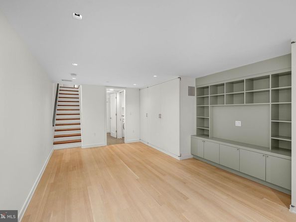 2912 Dumbarton Street NW, Washington DC 20007