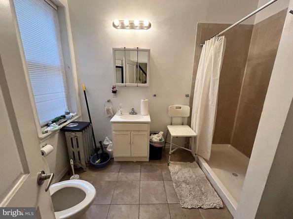 4525 Sansom Street, Philadelphia PA 19139