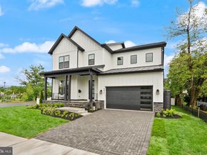 5817 2nd Street S, Arlington VA 22204