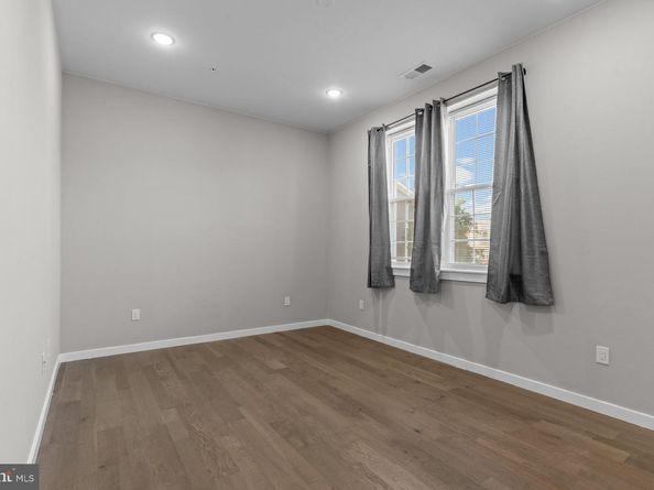 418 Jefferson Avenue 4, Bristol PA 19007