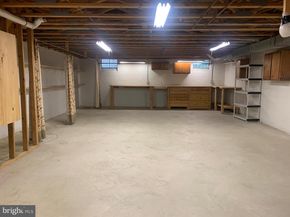 25 Oakmont Place, Media PA 19063