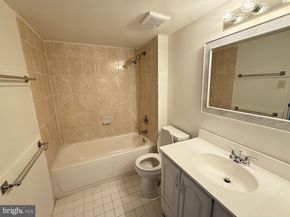 6300 Stevenson Avenue 419, Alexandria VA 22304