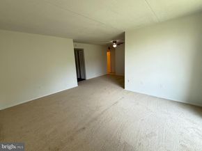 6300 Stevenson Avenue 419, Alexandria VA 22304