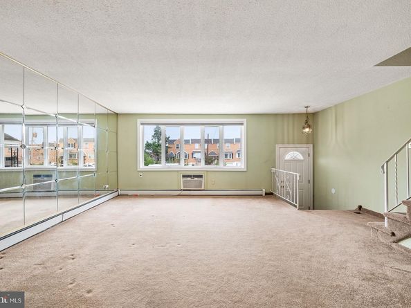 3202 Thornbrook Place, Philadelphia PA 19114