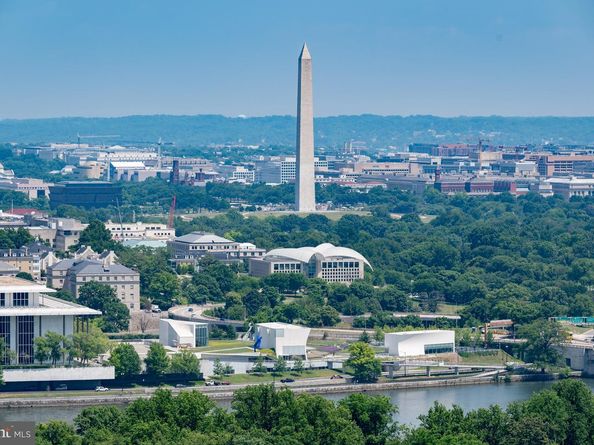 1600 N Oak Street 517, Arlington VA 22209