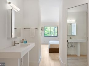 1600 N Oak Street 517, Arlington VA 22209