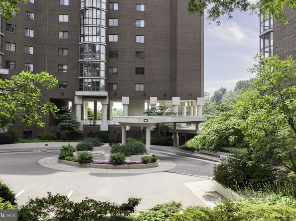 1600 N Oak Street 517, Arlington VA 22209