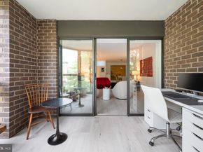 1600 N Oak Street 517, Arlington VA 22209