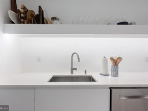 1600 N Oak Street 517, Arlington VA 22209