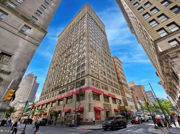1500 Chestnut Street 18A, Philadelphia PA 19102