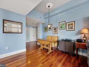 1500 Chestnut Street 18A, Philadelphia PA 19102