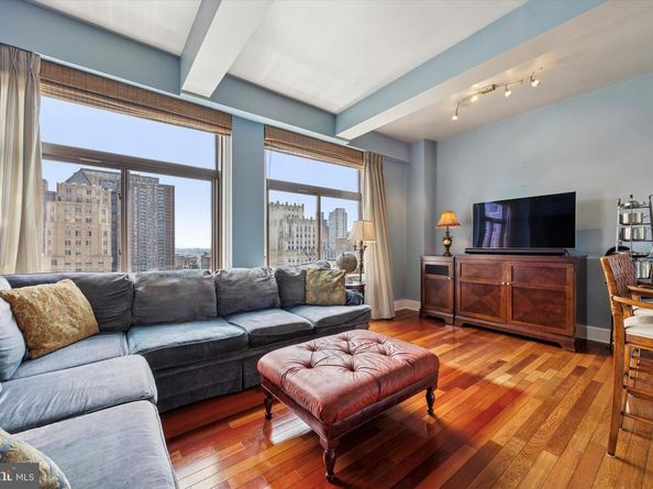 1500 Chestnut Street 18A, Philadelphia PA 19102