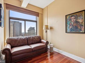 1500 Chestnut Street 18A, Philadelphia PA 19102
