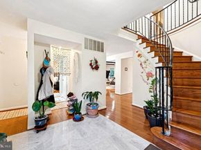 6625 Weatheford Court, Mclean VA 22101