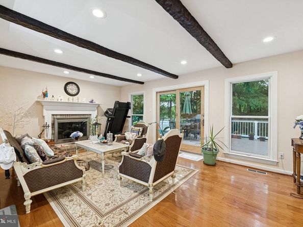 6625 Weatheford Court, Mclean VA 22101