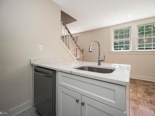 2600 16TH Street S 696, Arlington VA 22204