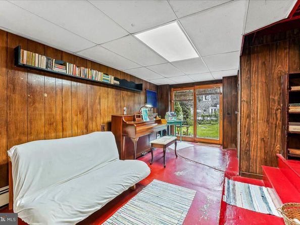 520 Burnham Road, Philadelphia PA 19119
