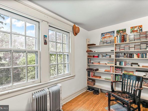 520 Burnham Road, Philadelphia PA 19119