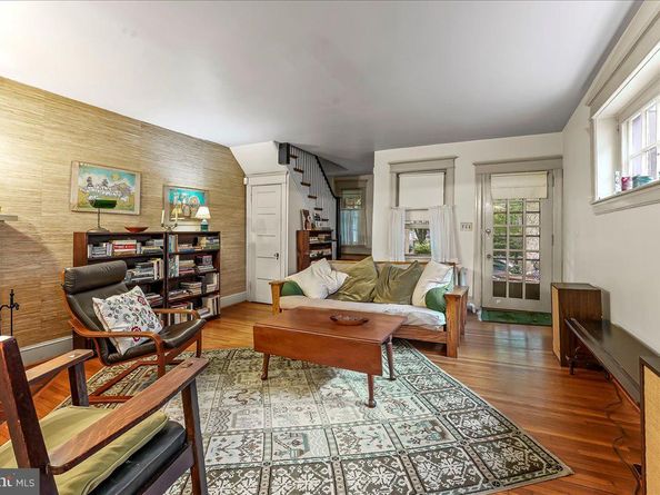520 Burnham Road, Philadelphia PA 19119