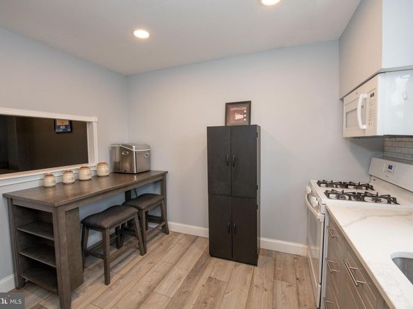 4207 Fairdale Road, Philadelphia PA 19154