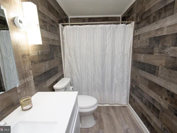 4207 Fairdale Road, Philadelphia PA 19154