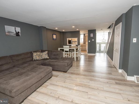 4207 Fairdale Road, Philadelphia PA 19154