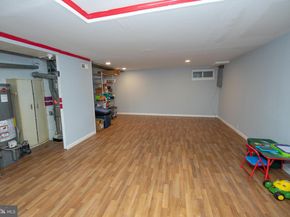 4207 Fairdale Road, Philadelphia PA 19154
