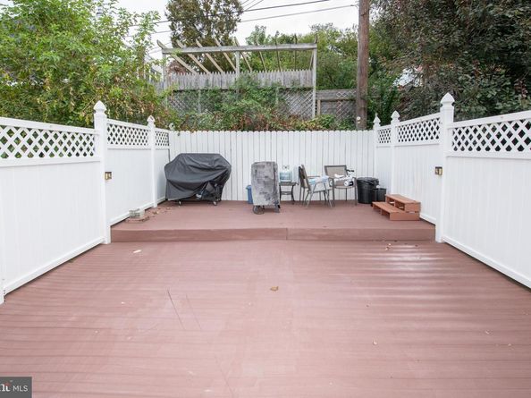 4207 Fairdale Road, Philadelphia PA 19154