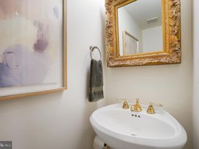 1080 Wisconsin Avenue NW 1004, Washington DC 20007