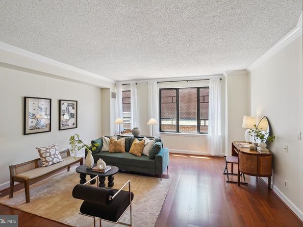 1080 Wisconsin Avenue NW 1004, Washington DC 20007