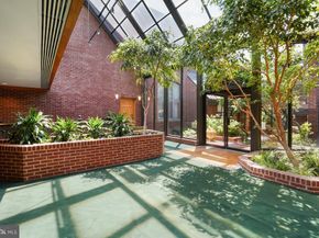 1080 Wisconsin Avenue NW 1004, Washington DC 20007