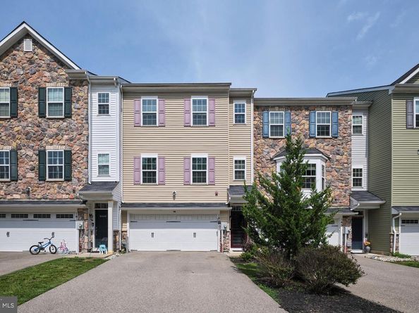 143 Graystone Drive, Feasterville Trevose PA 19053