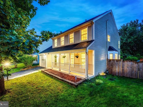 21031 Thoreau Court, Sterling VA 20164