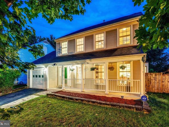 21031 Thoreau Court, Sterling VA 20164