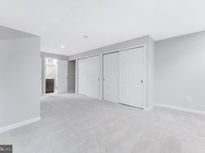 21031 Thoreau Court, Sterling VA 20164