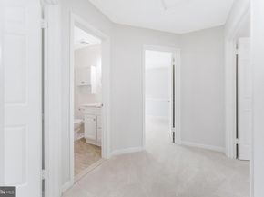 21031 Thoreau Court, Sterling VA 20164
